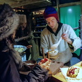 Me, ordering roast potatoes (1357 visitas) Roast potatoes stall at the Dresden Medieval Christmas Market Me, ordering roast potatoes